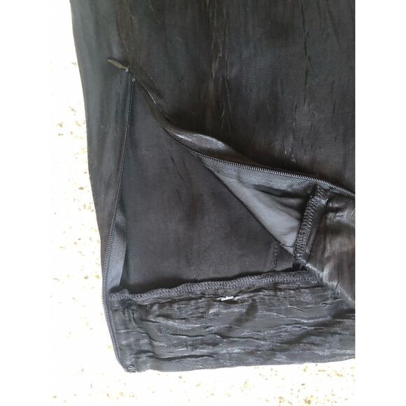 Forever 21 Women’s Black Shiny Dress Pants Size M - Picture 8 of 8
